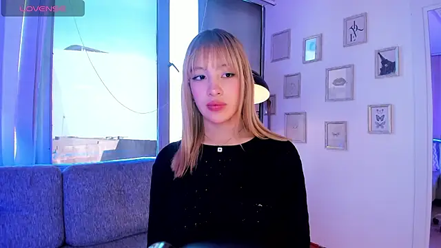 Mayajhons online show from September 2025 12:28:02 PM