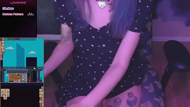 Snapshot of mmmminaDarling chatting on March 2026 01:07:02 AM mmmminaDarling online show from March 2026 01:07:02 AM