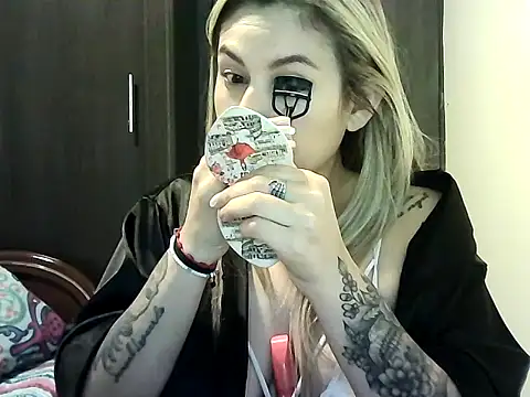 Valery  Rouse  online show from October 2025 02:55:01 AM