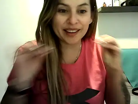 Valery  Rouse  online show from July 2026 10:04:01 PM