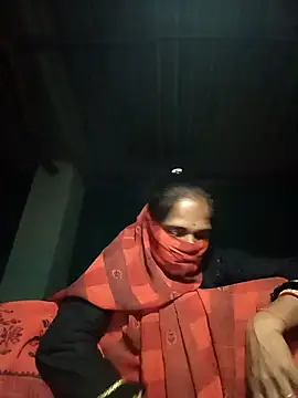 Snapshot of Hot-honi chatting on September 2025 12:01:02 AM Hot-honi online show from September 2025 12:01:02 AM