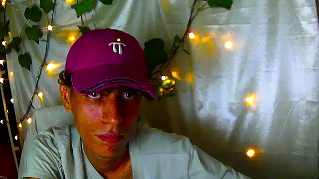 Crxxxsh online show from September 2025 07:21:01 AM