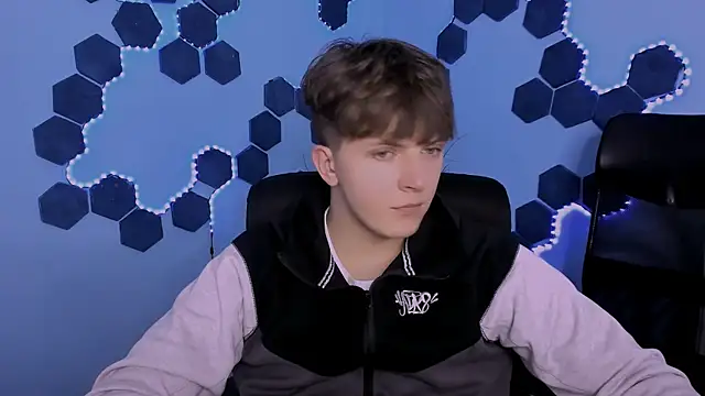 travis wolf  online show from April 2026 08:50:01 AM