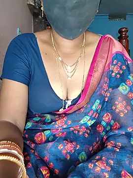 Snapshot of SindhuHappy chatting on June 2026 11:44:01 PM SindhuHappy online show from June 2026 11:44:01 PM