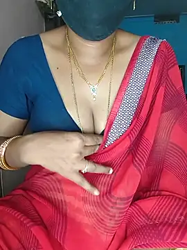 Snapshot of SindhuHappy chatting on June 2026 11:31:02 PM SindhuHappy online show from June 2026 11:31:02 PM