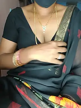 Snapshot of SindhuHappy chatting on June 2026 11:40:02 PM SindhuHappy online show from June 2026 11:40:02 PM