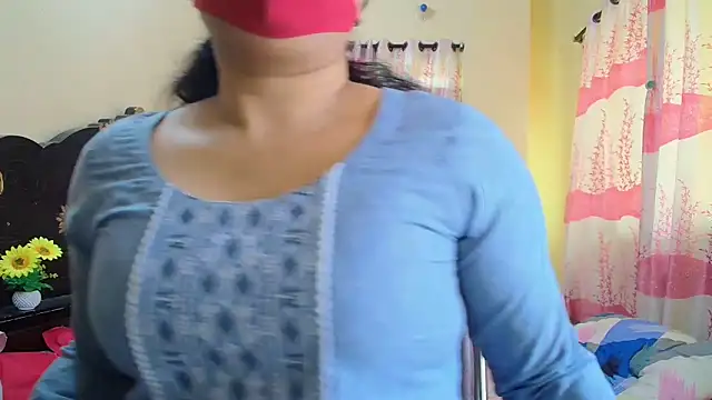 Elena cruz5 online show from February 2026 04:53:01 AM