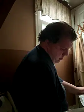 Stephanie1984 online show from October 2025 12:26:01 PM