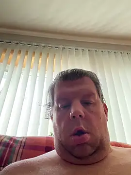 Stephanie1984 online show from October 2025 01:01:01 PM