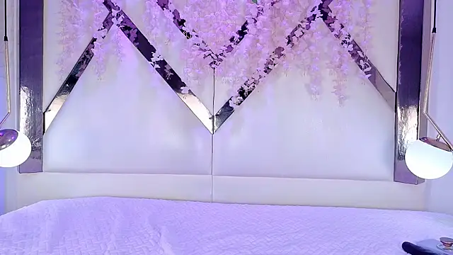 MadameDesade online show from March 2026 08:50:01 PM