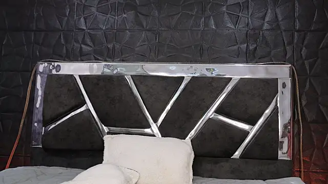 natasha vesper online show from January 2026 07:19:02 PM