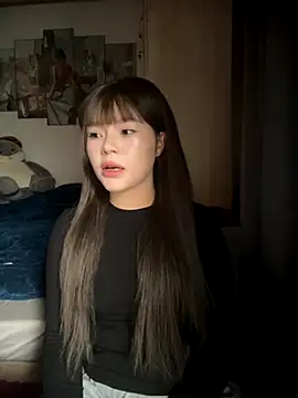 SarahBeii online show from November 2025 03:23:01 AM