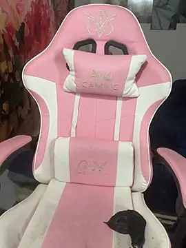 Snapshot of SarahBeii chatting on February 2026 03:24:01 AM SarahBeii online show from February 2026 03:24:01 AM