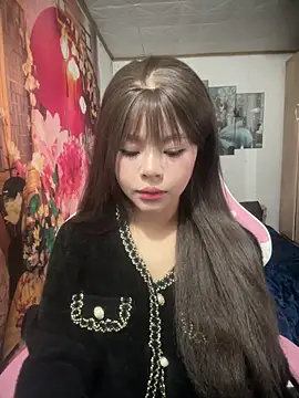 Snapshot of SarahBeii chatting on February 2026 03:51:02 AM SarahBeii online show from February 2026 03:51:02 AM