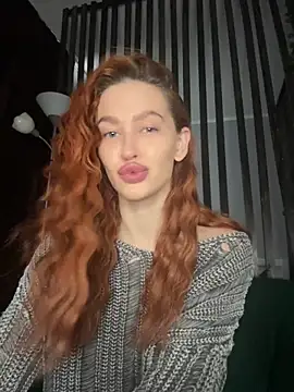 Snapshot of LittleFox___ chatting on April 2026 07:17:02 AM LittleFox online show from April 2026 07:17:02 AM