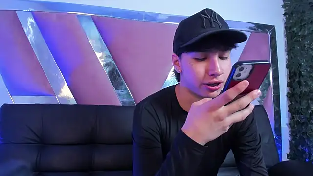 Snapshot of AngelFlexxx chatting on September 2025 07:26:01 PM AngelFlexxx online show from September 2025 07:26:01 PM