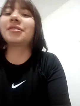 Snapshot of Zulema_R1 chatting on May 2026 09:42:01 PM Zulema R1 online show from May 2026 09:42:01 PM