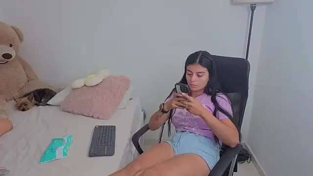 valerihouse online show from October 2025 12:52:02 AM