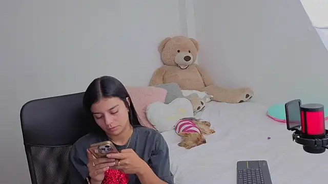 valerihouse online show from March 2026 01:51:01 AM