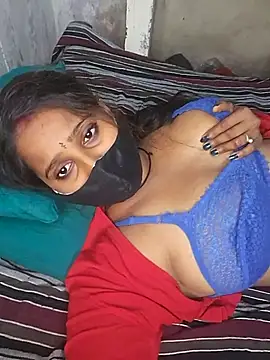 Minu love online show from February 2026 10:48:01 PM