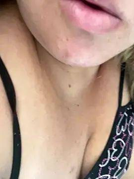 bruna438 online show from January 2026 11:25:02 AM