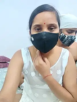Snapshot of Miss_Riya20 chatting on April 2026 07:23:01 AM Miss Riya20 online show from April 2026 07:23:01 AM