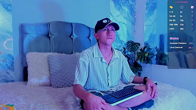 oliver mr  online show from March 2026 07:20:02 PM