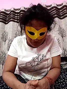 Snapshot of Gullapi chatting on February 2026 03:33:01 AM Gullapi online show from February 2026 03:33:01 AM