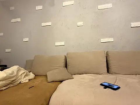 Big Boob Gang online show from October 2025 08:50:02 PM