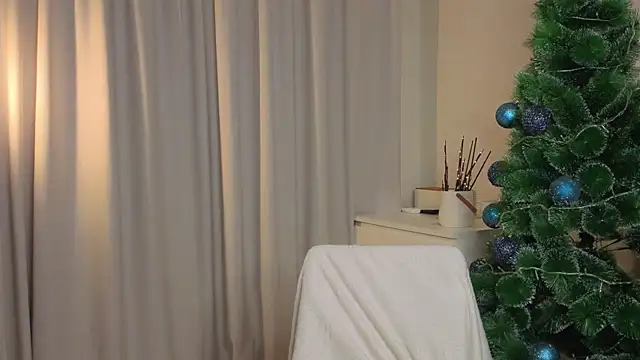 slyshypie online show from January 2026 01:03:01 PM