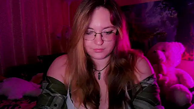 ZayaRush online show from November 2025 07:15:02 PM