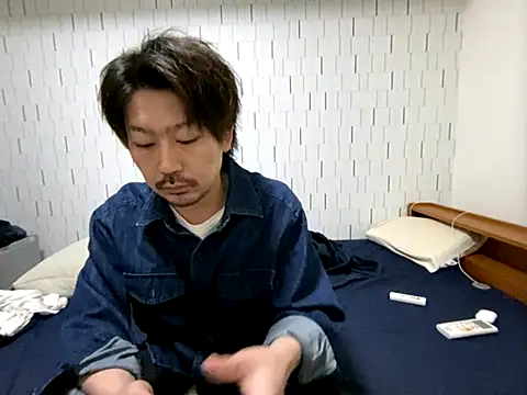 Arista 09 online show from October 2025 08:48:01 AM