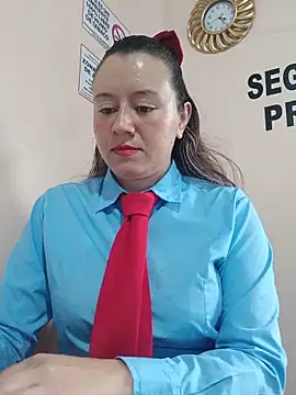 Snapshot of Hannah-colx chatting on June 2026 03:17:01 PM Hannah-colx online show from June 2026 03:17:01 PM