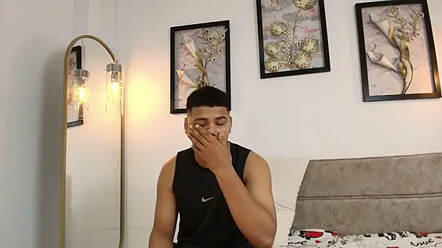 Snapshot of DannySamm chatting on October 2025 12:04:01 PM DannySamm online show from October 2025 12:04:01 PM