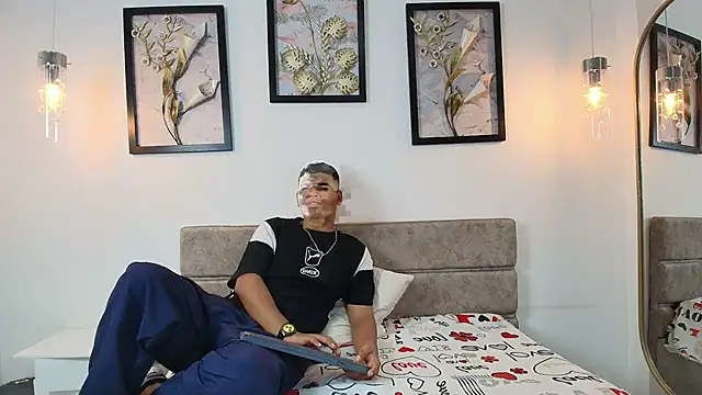 Snapshot of DannySamm chatting on October 2025 12:16:02 PM DannySamm online show from October 2025 12:16:02 PM