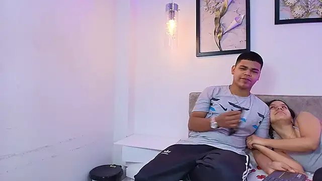 Snapshot of DannySamm chatting on October 2025 12:05:01 PM DannySamm online show from October 2025 12:05:01 PM