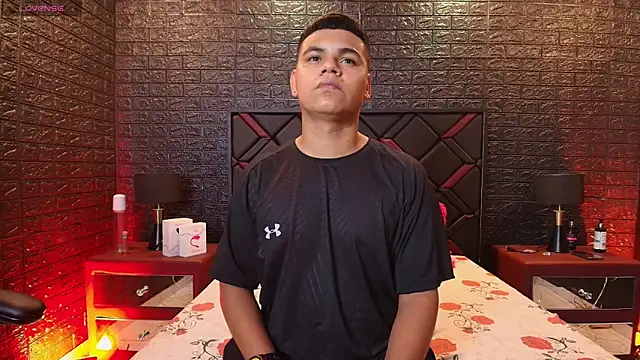 Snapshot of DannySamm chatting on December 2025 04:06:01 AM DannySamm online show from December 2025 04:06:01 AM