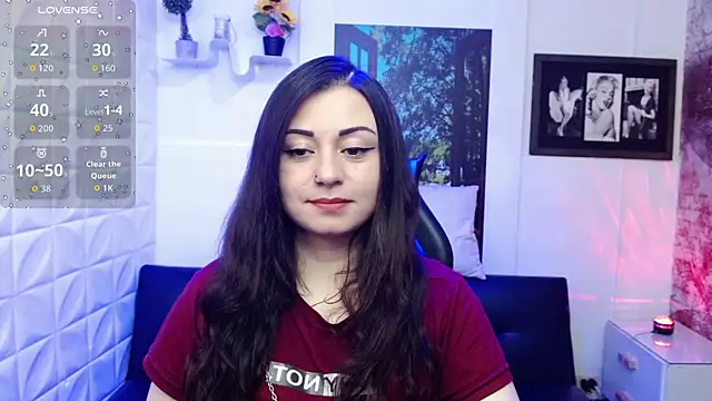 Eva Roussell online show from October 2025 02:40:01 PM