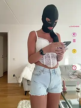 Snapshot of swedishbaddie chatting on June 2026 05:55:02 PM swedishbaddie online show from June 2026 05:55:02 PM