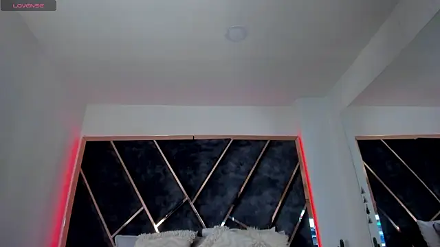 SusanaHenao online show from November 2025 07:49:02 PM