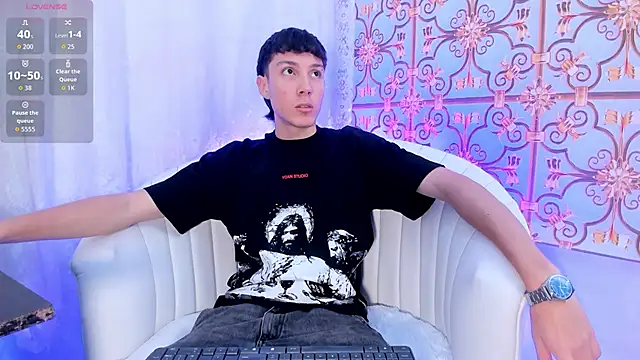 LittleDanny  online show from March 2026 03:05:04 PM