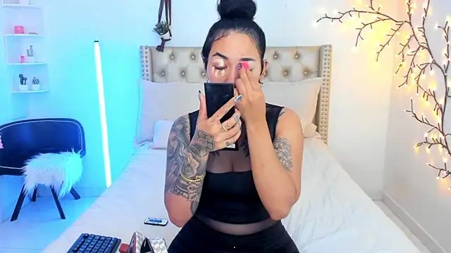 LenaStylesOA online show from February 2026 02:02:02 PM