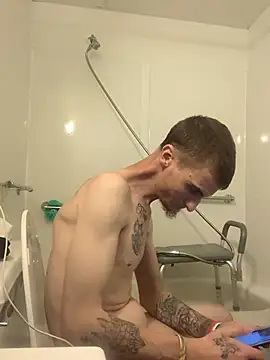 jizzyglizzy92 online show from April 2026 04:45:02 AM