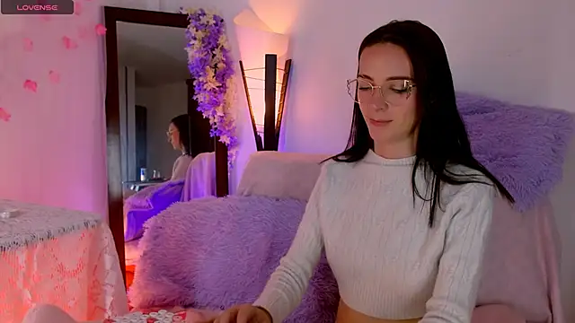 AuroraHans1 online show from January 2026 12:47:01 AM