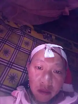 Snapshot of tcm-cute chatting on January 2026 11:47:01 AM tcm-cute online show from January 2026 11:47:01 AM