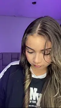 AnnyLopezzz  online show from February 2026 05:48:01 AM