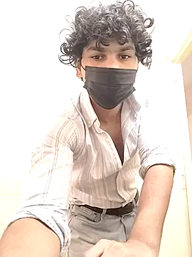 Snapshot of Goodmens5 chatting on October 2025 08:59:01 AM Goodmens5 online show from October 2025 08:59:01 AM