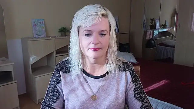 Snapshot of Vina_Vision chatting on October 2025 11:08:02 AM Vina Vision online show from October 2025 11:08:02 AM