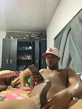 Snapshot of Perropa chatting on February 2026 05:48:02 AM Perropa online show from February 2026 05:48:02 AM