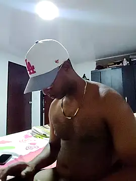 Snapshot of Perropa chatting on February 2026 03:37:02 AM Perropa online show from February 2026 03:37:02 AM